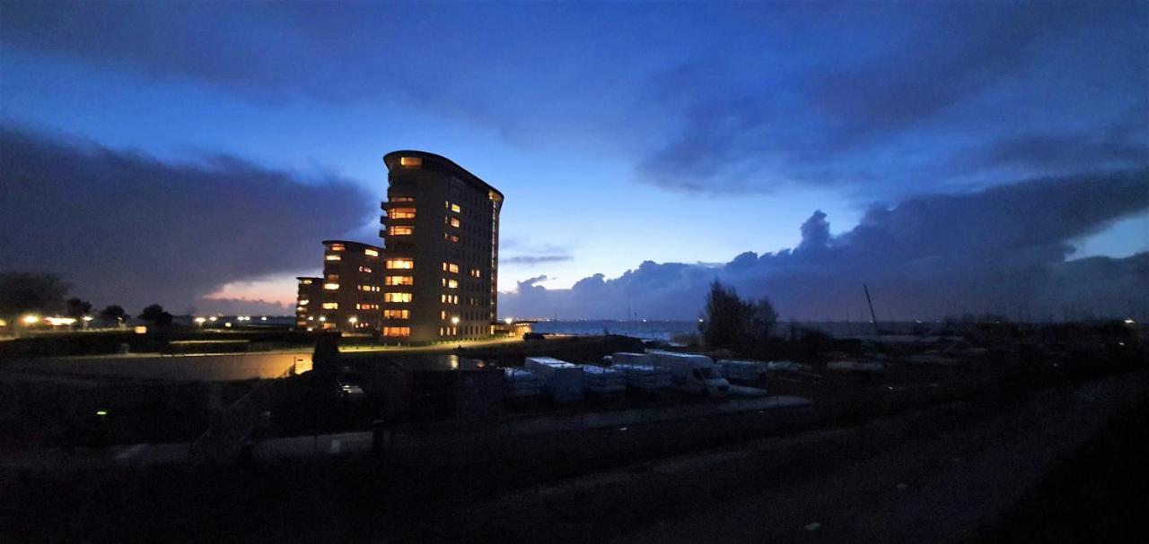Inntermezzo Almere Esterno foto