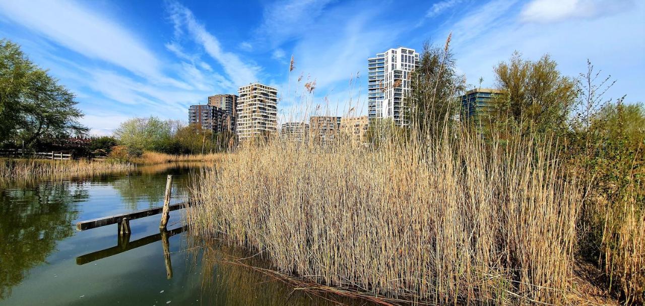 Inntermezzo Almere Esterno foto