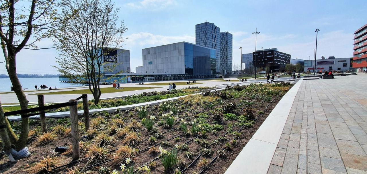 Inntermezzo Almere Esterno foto
