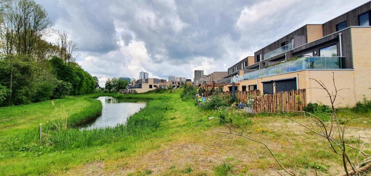 Inntermezzo Almere Esterno foto
